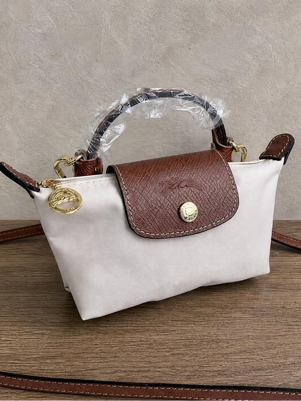 Longchamp Le Pliage Pouch Handle - Picture 2 of 4